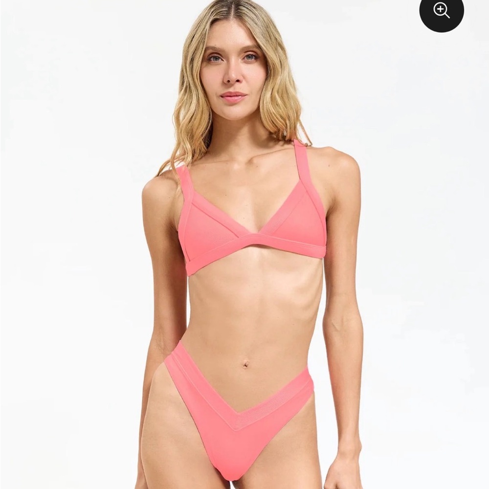 OneOne Coral Bikini Set - Picture 4 of 6